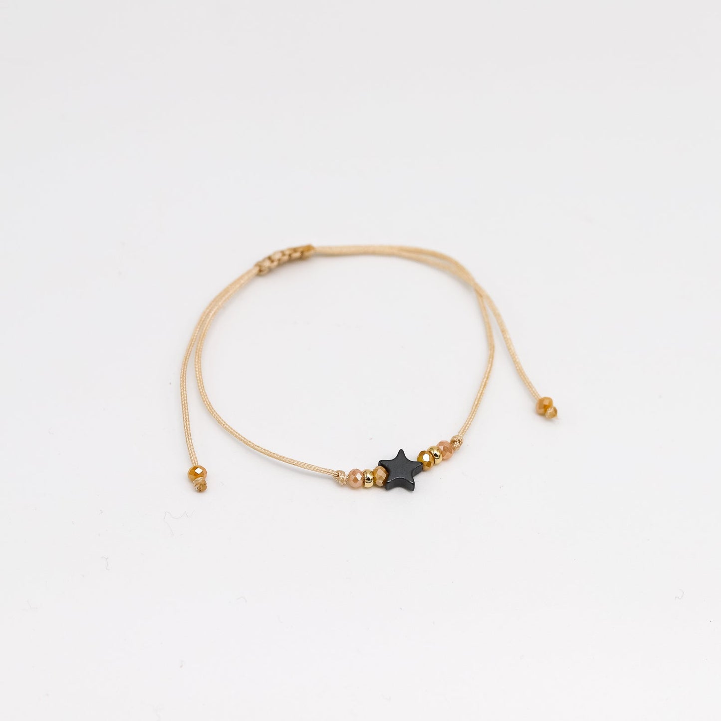 Pulsera Lia hematita estrella tonos variados