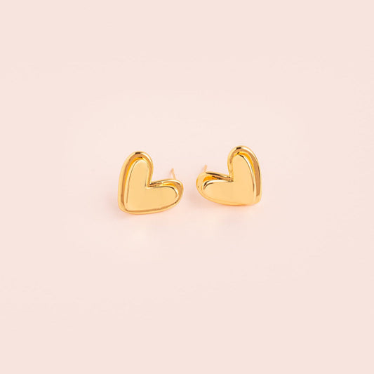 Aretes Love