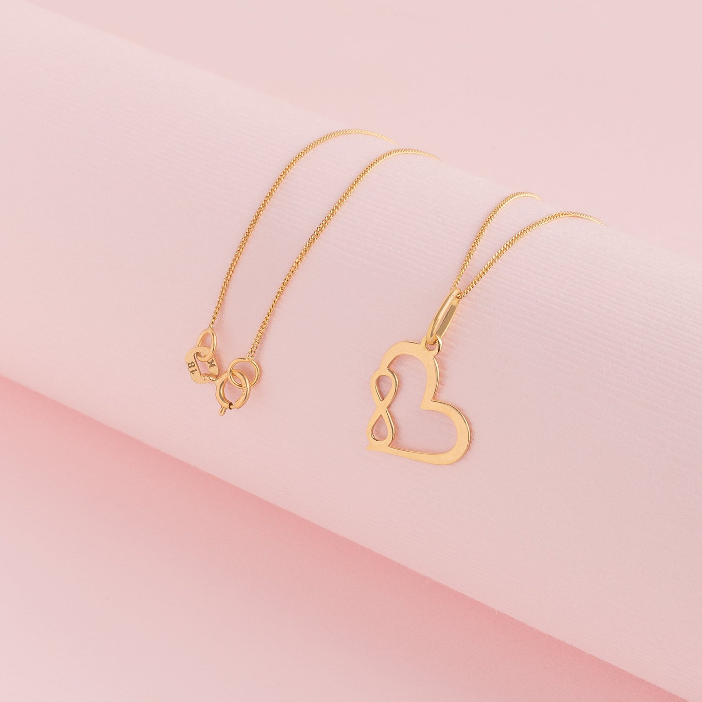 Dije Corazón Infinito Oro 18k (precio no incluye cadena)