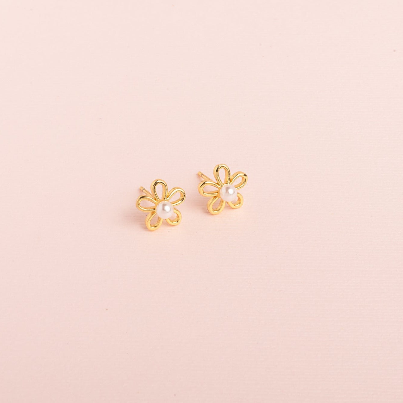 Aretes Flor y Perlita